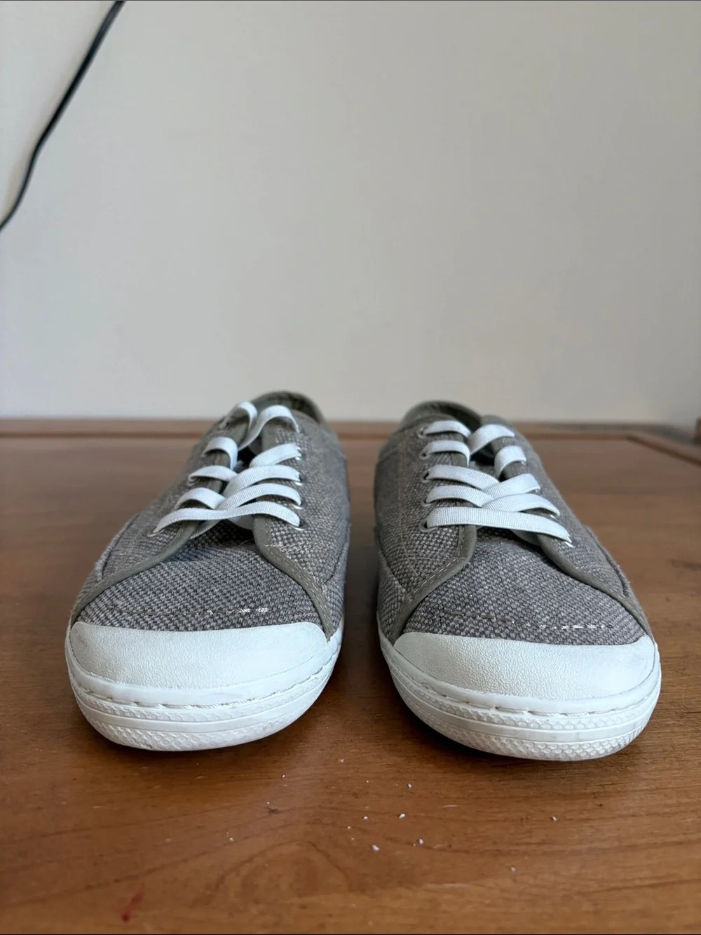 Simple Tan Cork-Textured Insole Casual Slip On Sneakers Size 8